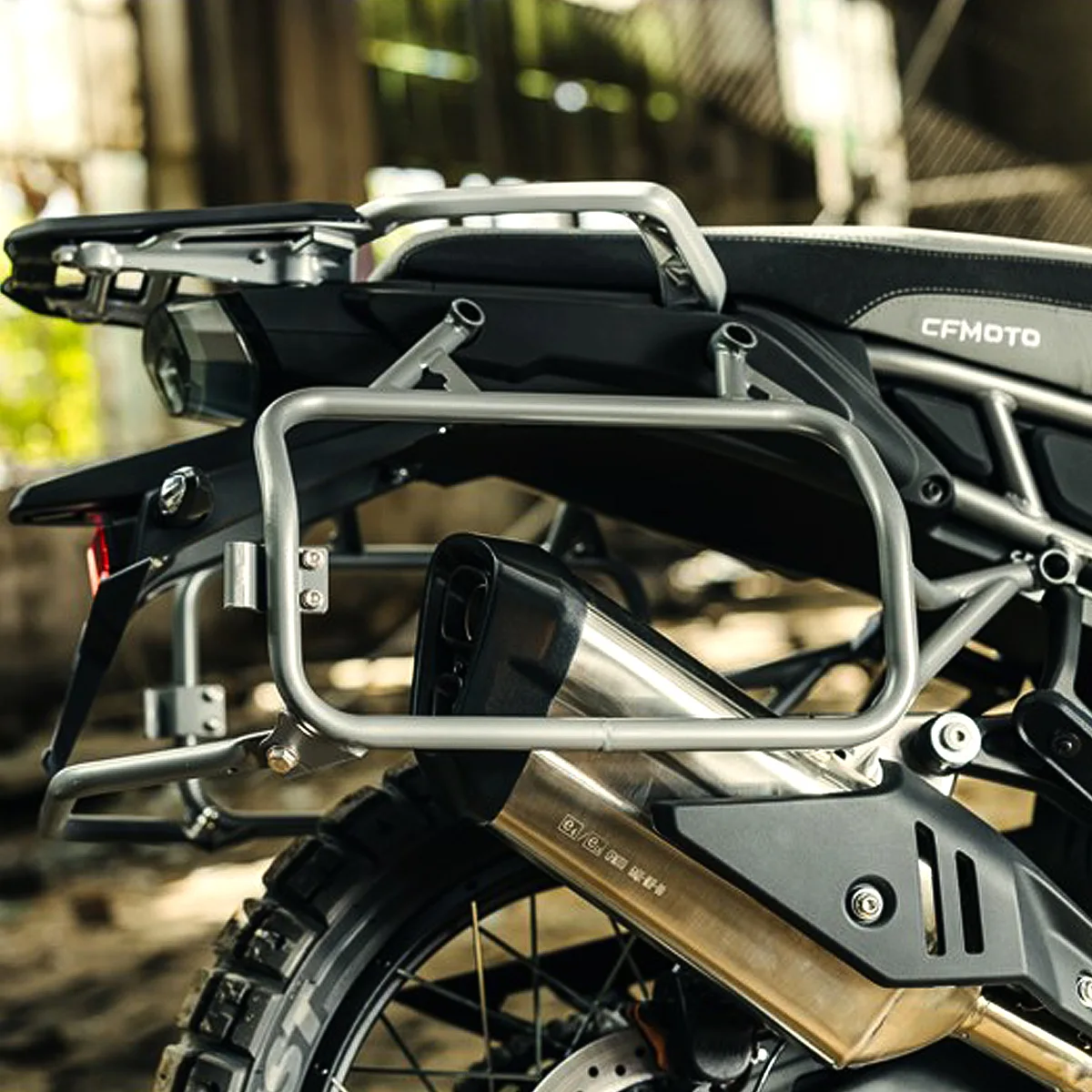 CFMOTO-Nosaci-bocnih-kofera-450MT CFMOTO Nosači bočnih kofera 450MT